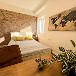 Apartman Golden Elio *