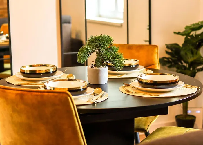 Golden Elio Apartment