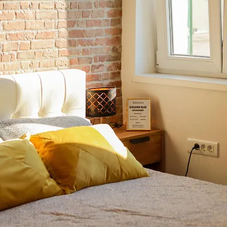 Golden Elio Apartment *