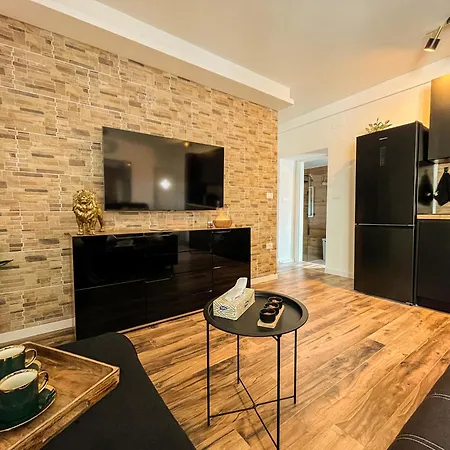 Apartment Golden Elio Pula